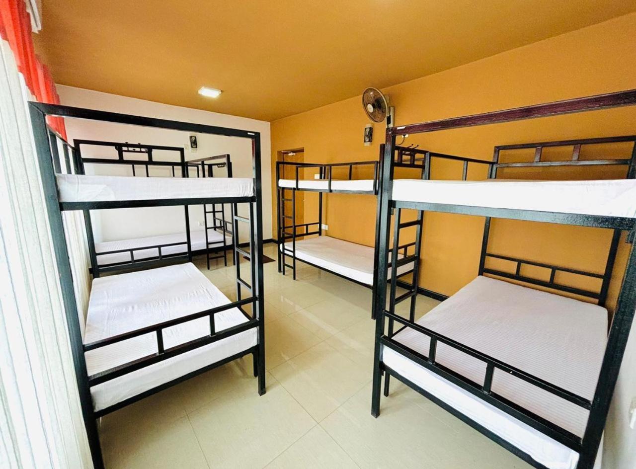 Havelock Hostel, *