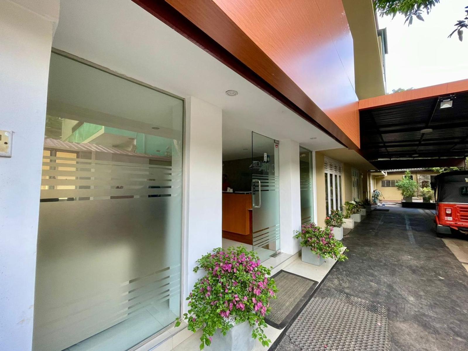 Havelock Hostel, Hostel