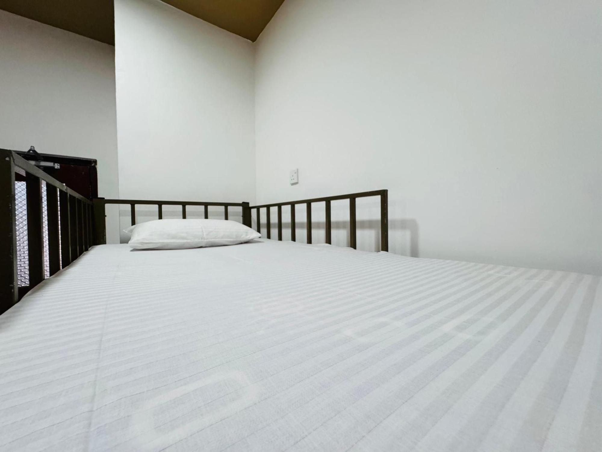 Havelock Hostel, Hostel